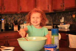 Toddler_mixing_cake_nashmomsblog