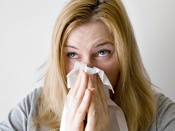 home remedies illness common cold Nashville Moms Blog sneeze head cold sick