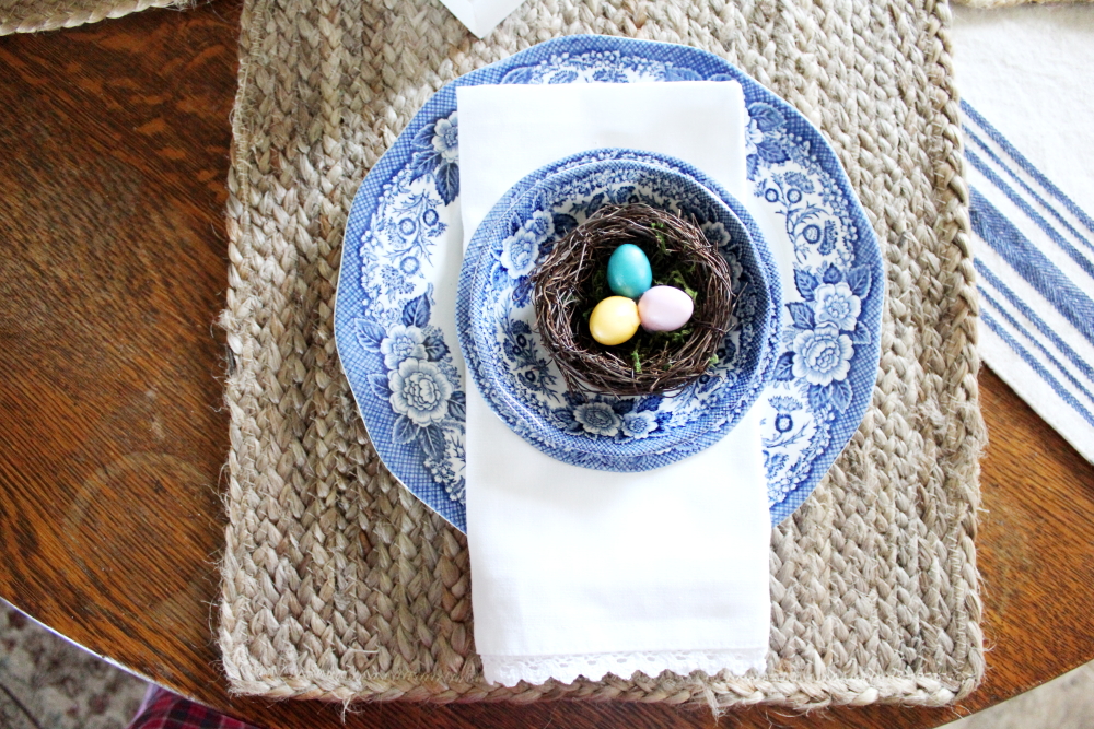 Quick, Easy Easter Table decor topper Nashville Moms Blog