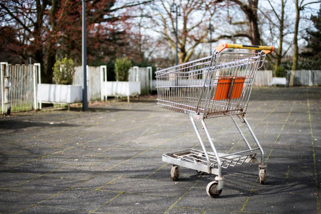 didn't put back the grocery cart