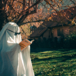 halloween-reads-scaled