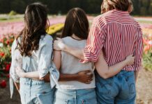 When Words Aren’t Enough: How to Support a Friend With Cancer